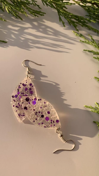 Şeffaf Epoksi İçine Mor Glitter Süsleme Kristal Desen Elips Şekil Gümüş Aksesuarlı Küpe El Yapımı - Resim 5