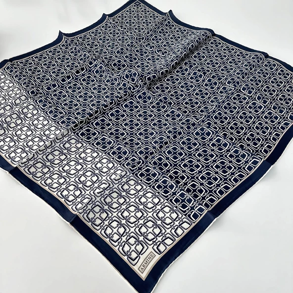Armine Sura Saf İpek Eşarp 24-25 Sonbahar Kış Sezonu PKT0503
