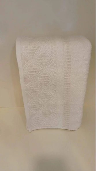 AHENK KREM 50*90 YÜZ HAVLUSU KARACAN