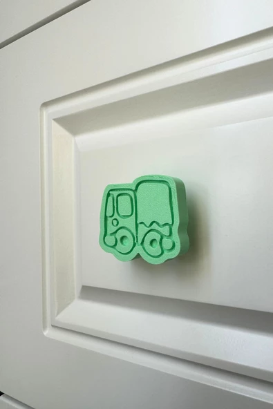 Pomerol Yeşil Kamyon Dolap Kulpu - Çocuk Odalarına, Mutfak ve Banyo Dolaplarına  Şık ve Dayanıklı Kulp