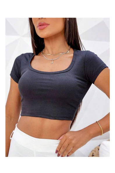 EDİ SHOP Kadın Siyah Kare Yaka Kaşkorse Kısa Kollu Bluz Crop