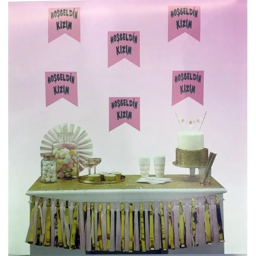 Hoşgeldin Kızım Yazılı Flama Süs Pembe Üzeri Gümüş Renk ürün görseli 1