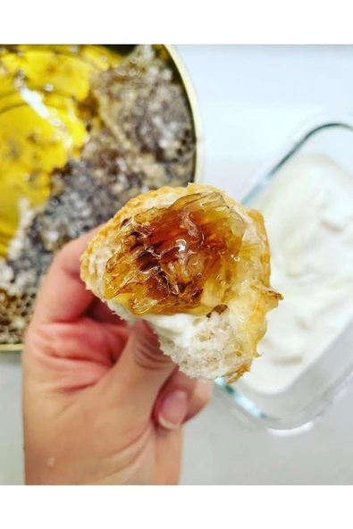 cömert bal   Cömert Hakkari Karakovan Petek Balı (1 KUTU NET 1850 GR PETEK BAL İÇERİR) - 4