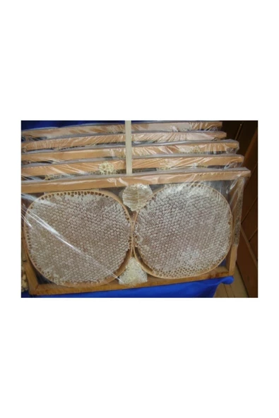 Kars   Organik Karakovan Petek Bal Çerçevesi 2.5 Kg Ve 3 Kg