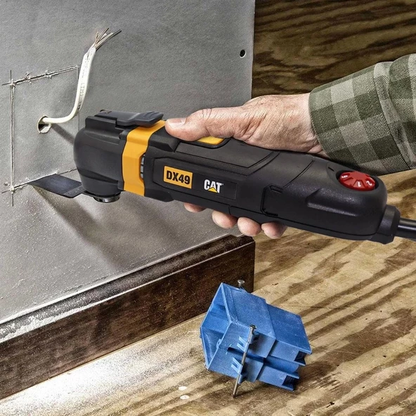 CAT DX49.1 350Watt Profesyonel Çok Amaçlı Devir Ayarlı Kesme Raspalama ve Zımpara + 14 Adet Aksesuar - 4