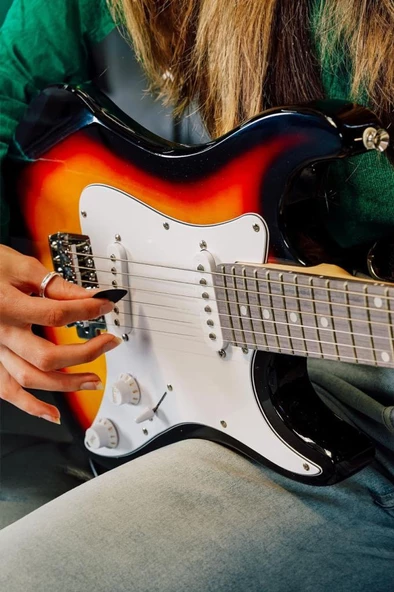 Midex CEG-36SB 8-12 Yaş Çocuklar İçin Amfili Full 3/4 36 İnç Elektro Gitar Seti Sunburs - 4