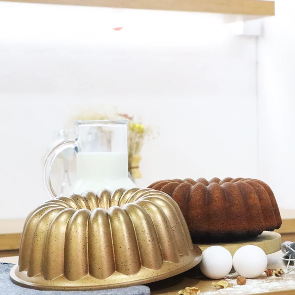 Serenk Fun Cooking Arya Alüminyum Döküm Granit Kaplama Kek Kalıbı 25 cm Sarı - 3