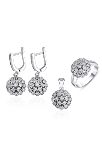 925 Ayar Gümüş Zirkon Taşlı Kartopu Çiçeği Modeli Dörtlü Set (Yüzük, Bir Çift Küpe, Kolye Ucu) ürün görseli