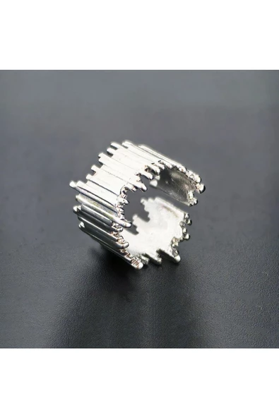 Tırtıklı Modeli Gümüş Kaplama Bijuteri Yüzük ürün görseli