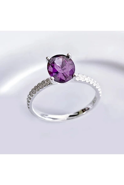 Elips Tek Taşlı Mor Renk Frapan Yüzük 925 Ayar Gümüş ürün görseli