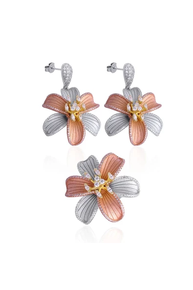 Gümüş (925 Ayar) Zirkon Taşlı  Üç Renkli Yaşam Çiçeği Üçlü Set(Yüzük, Bir Çift Küpe,)