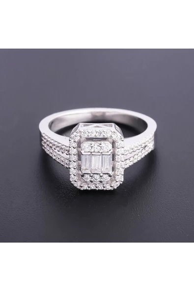 Baget Taşlı Frapan Yüzük 925 Ayar Gümüş ürün görseli