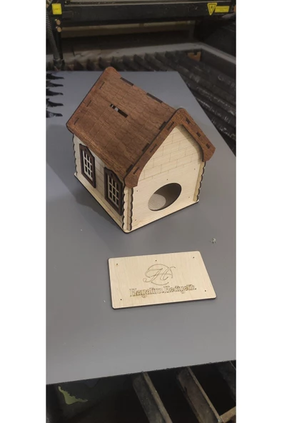 3 al 2 öde Ahşap ev kumbara - Resim 4