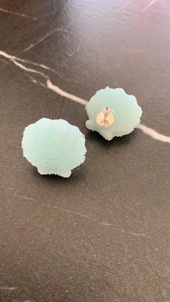 Buz Yeşil Renkli Midye Şekil Epoksi Küpe Gümüş Aksesuarlı El Yapımı Hediyelik - Resim 6