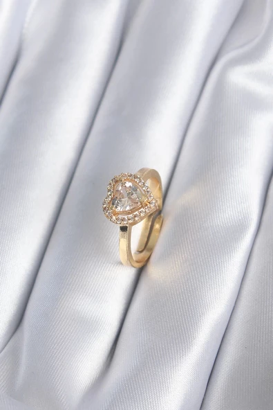 Pirinç Gold Renk Zirkon Taşlı Kalp Charm Model Kadın Yüzük ürün görseli 1