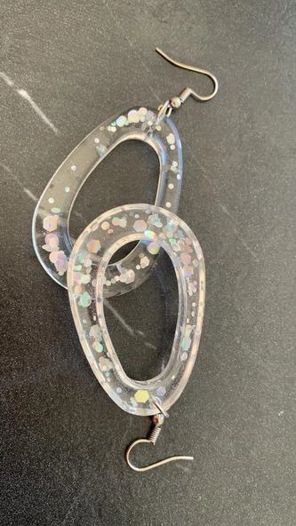 Şeffaf Epoksi İçinde Gümüş Glitter Süs Gümüş Aksesuarlı Damla İçi Boş Şekil Küpe El Yapımı - 4