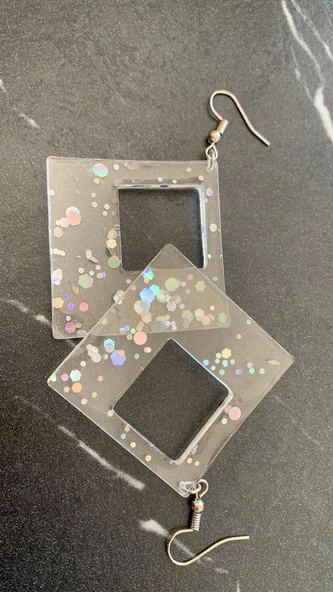 Şeffaf Epoksi İçinde Gümüş Glitter Süs Gümüş Aksesuarlı Büyük Karo İçi Boş Şekil Küpe El Yapımı - Resim 6