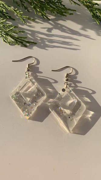 Şeffaf Epoksi İçinde Gümüş Glitter Süs Gümüş Aksesuarlı Küçük Karo İçi Boş Şekil Küpe El Yapımı - Resim 7
