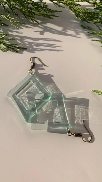 Transparan Mint Yeşili Renk Antik Sarı Aksesuarlı Büyük İçi Boş Karo Şekil Epoksi Küpe El Yapımı - Resim 7