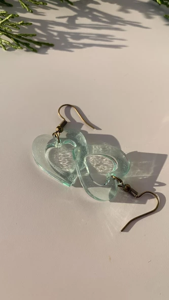 Transparan Su Yeşili Renkli Antik Sarı Aksesuar İçi Boş Kalp Şekil 4 Cm Epoksi Küpe El Yapımı - 5
