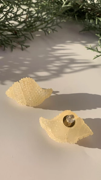 Parlak Somon Renkli İstiridye Şekilli Gümüş Aksesuarlı Epoksi Küpe El Yapımı Hediyelik - Resim 3