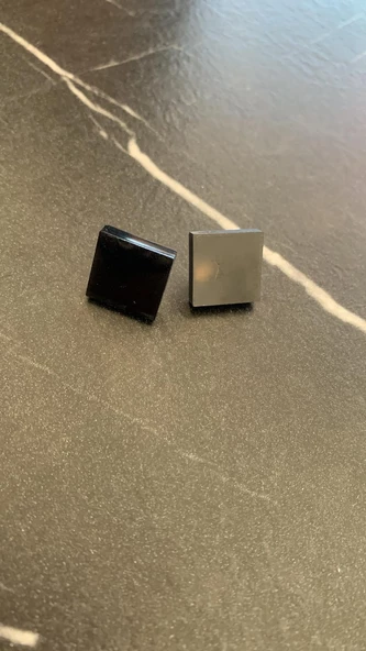 Parlak Siyah Renkli Orta Boy Kare Şekil Gümüş Aksesuarlı Epoksi Küpe El Yapımı Hediyelik - Resim 2