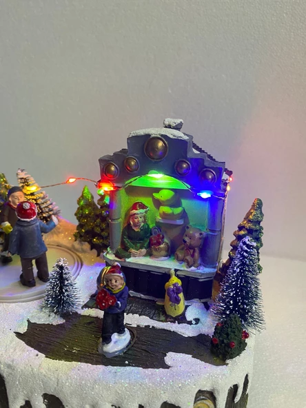 Yılbaşı Evi Sesli Işıklı Hareketli Dönen Buz Pateni - 3