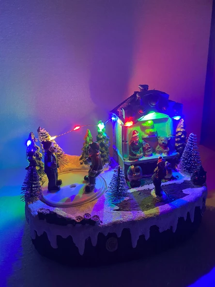 Yılbaşı Evi Sesli Işıklı Hareketli Dönen Buz Pateni - 5