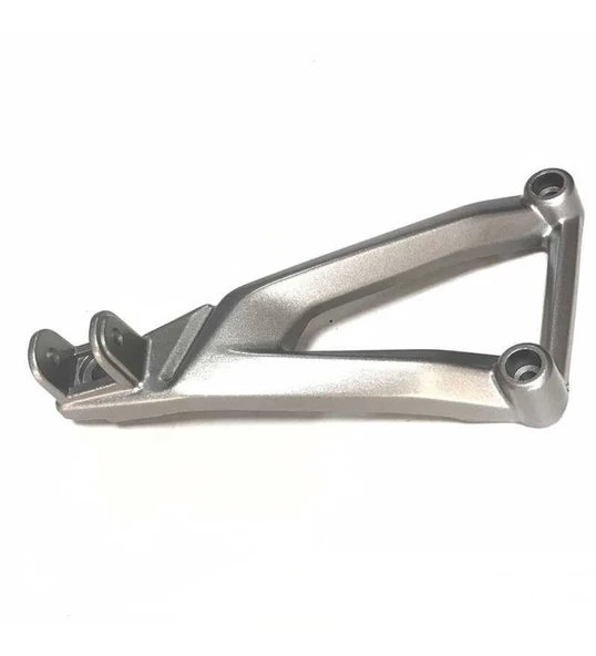 BAJAJ PULSAR NS 200 SOL ARKA BASAMAK DEMİRİ BRAKET ürün görseli 1