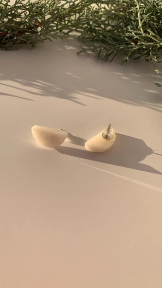 Rakı Beyazı Ebruli Renkli Yarım Daire Ay Şekil Gold Aksesuarlı Epoksi Küpe El Yapımı Hediyelik - Resim 6