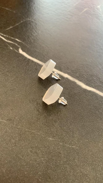 Rakı Beyazı Renkli Kare Şekil Gümüş Aksesuarlı Epoksi Küpe El Yapımı Hediyelik - Resim 2