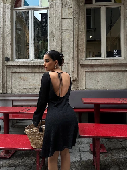 Siyah Sırt Dekolteli Triko Mini Elbise - 6