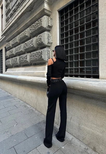 Siyah Triko Metal Detaylı Pantolon Bluz Takım - 4