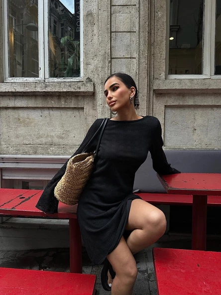 Siyah Sırt Dekolteli Triko Mini Elbise - 5