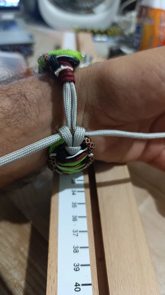 Paracord bileklik (Yeşil, beyazi siyah, bordo karışımı) - 5