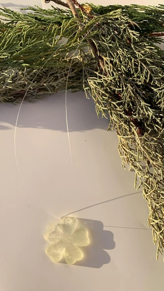 Fosforlu Neon Şeffaf Yeşil Renk Gold Aksesuarlı Yonca Şekil Epoksi Kolye El Yapımı - 7