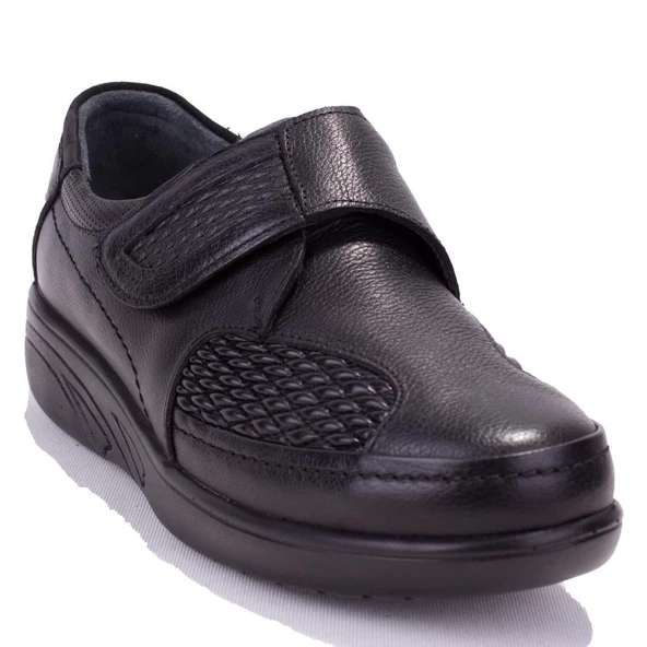 Dagoster DZA07-122042633 Siyah Ortopedik Günlük Deri Kadın Ayakkabı ürün görseli