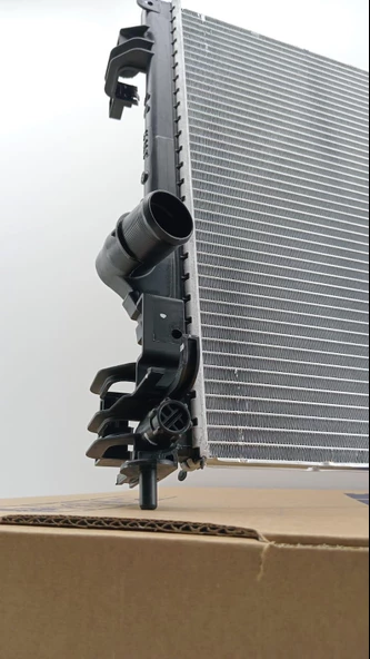Motor Su Radyatörü - Megane 4 Talisman  Scenic 4 214108175R - 8