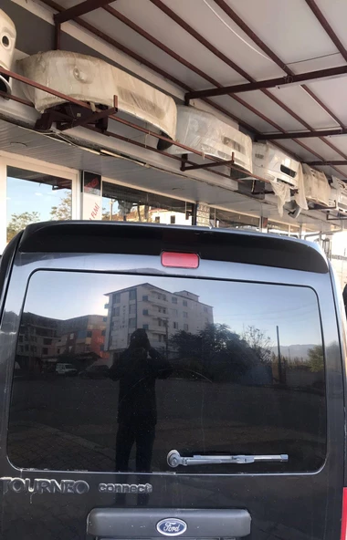 FORD CONNECT ASTARLI SPOYLER (SRY)