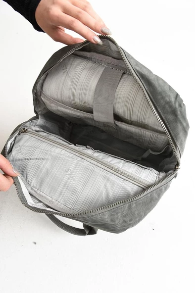 Kapaklı Okul Çantası İster Elde İster Sırt Olarak Rahat Kullanım 35*30 Cm Kadın Sırt Çantası - 5