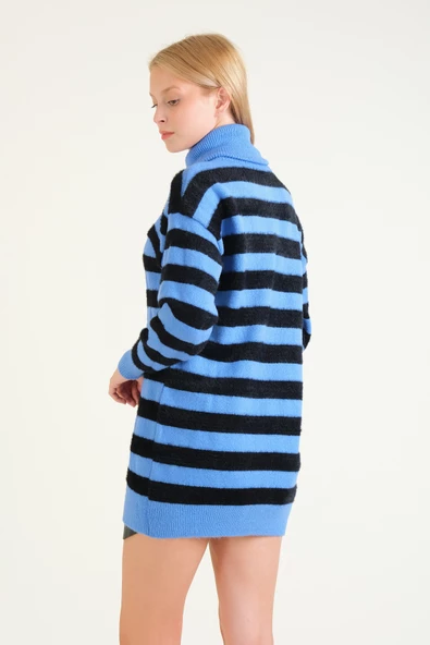 Kadın Çizgili Yarım Fermuarlı Tüylü Tunik Mavi - Resim 6