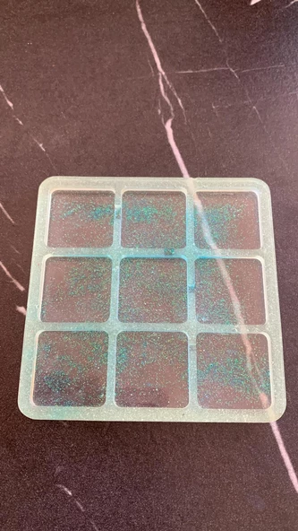 Soft Sarı Renkli Ve Yeşil Sim Süslü Kare Dama Şekilli Epoksi Bardak Altlığı El Yapımı Hediyelik - 8