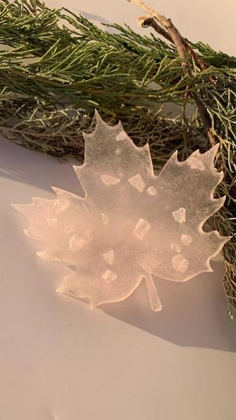 Şeffaf Epoksiye İçinde Pudra Rengi Ve Taş Süslü Yaprak Şekil Bardak Altlığı El Yapımı Hediyelik - 5