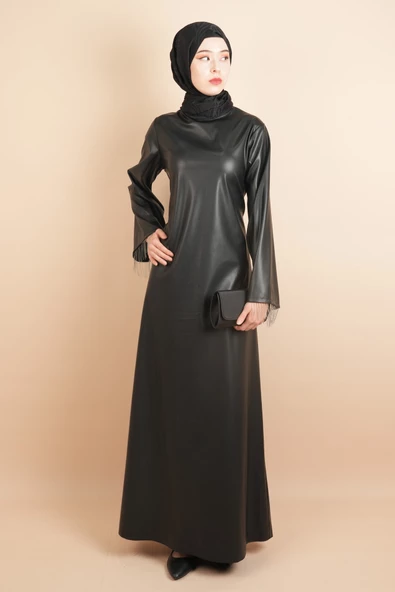 Bayan Deri Elbise Kol Ucu Zincirli Arkası İpli Uzun Deri Elbise Siyah
