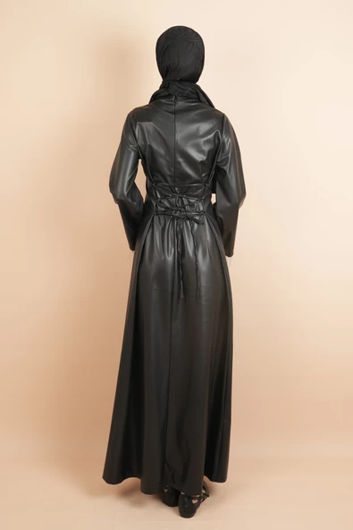 Bayan Deri Elbise Kol Ucu Zincirli Arkası İpli Uzun Deri Elbise Siyah - 3