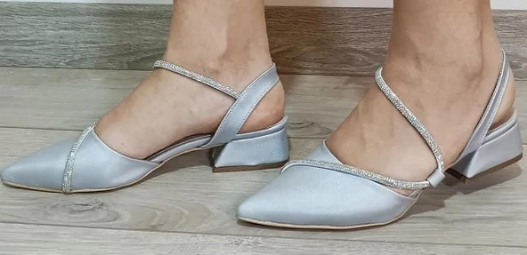 Arıcı Shoes Kadın Biyeli Alçak Topuklu Taşlı Gümüş Babet Abiye Ayakkabı - 2