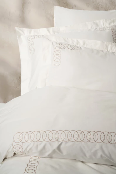 Cotton Box Nakışlı Saten Çift Kişilik Nevresim Takımı Riley Ekru - Resim 2