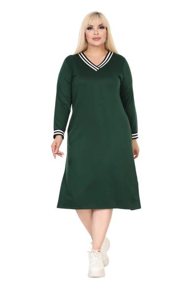 Melsay Butik Zümrüt Yeşili Yakası Şeritli V Yaka Uzun Kol İki İplik Elbise ürün görseli