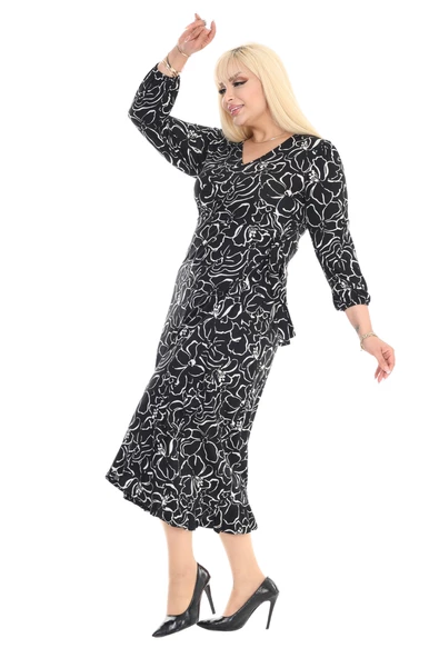 Melsay Butik Kruvaze Yaka Siyah Çiçek Desen Anvelop Etek Midi Elbise - Resim 4