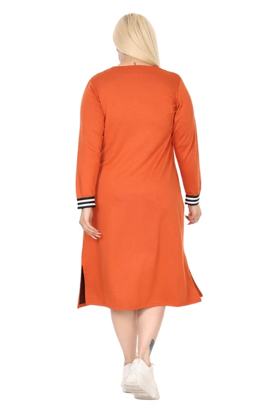 Melsay Butik Turuncu Yakası Şeritli V Yaka Uzun Kol İki İplik Elbise - 6
